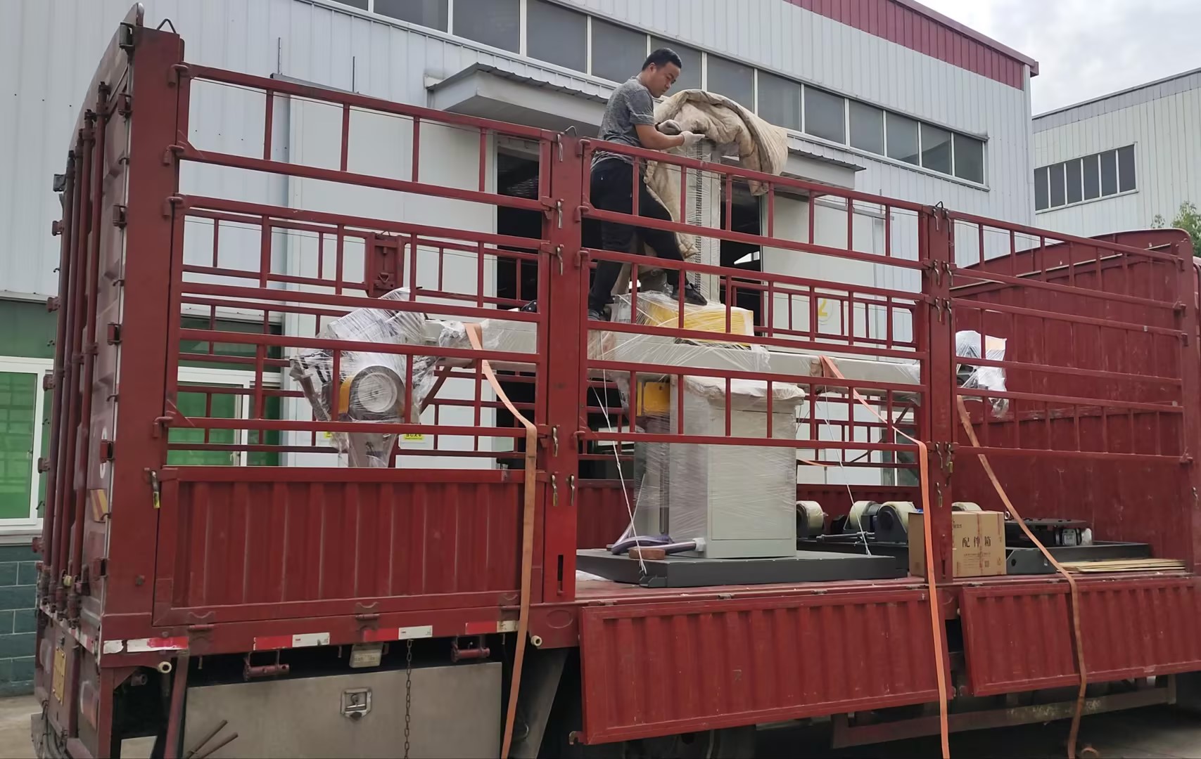 1723514707128094.jpg 1723514707128094.jpg